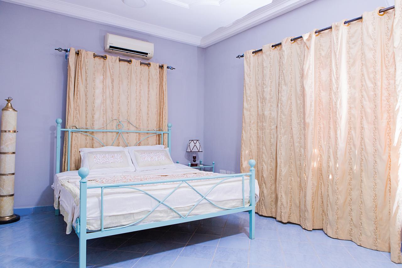 Maxwell Court Apartments Accra Eksteriør billede