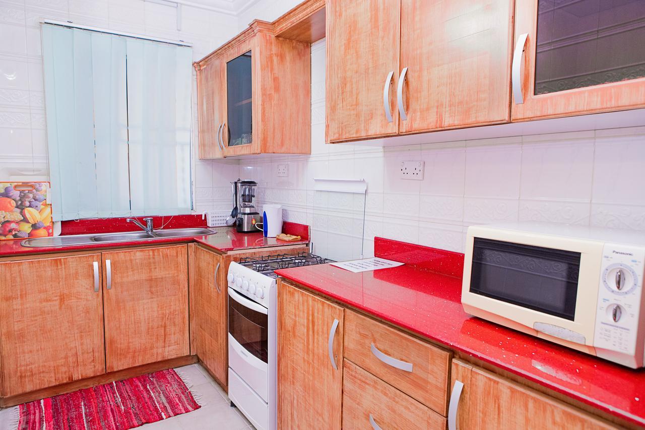 Maxwell Court Apartments Accra Eksteriør billede