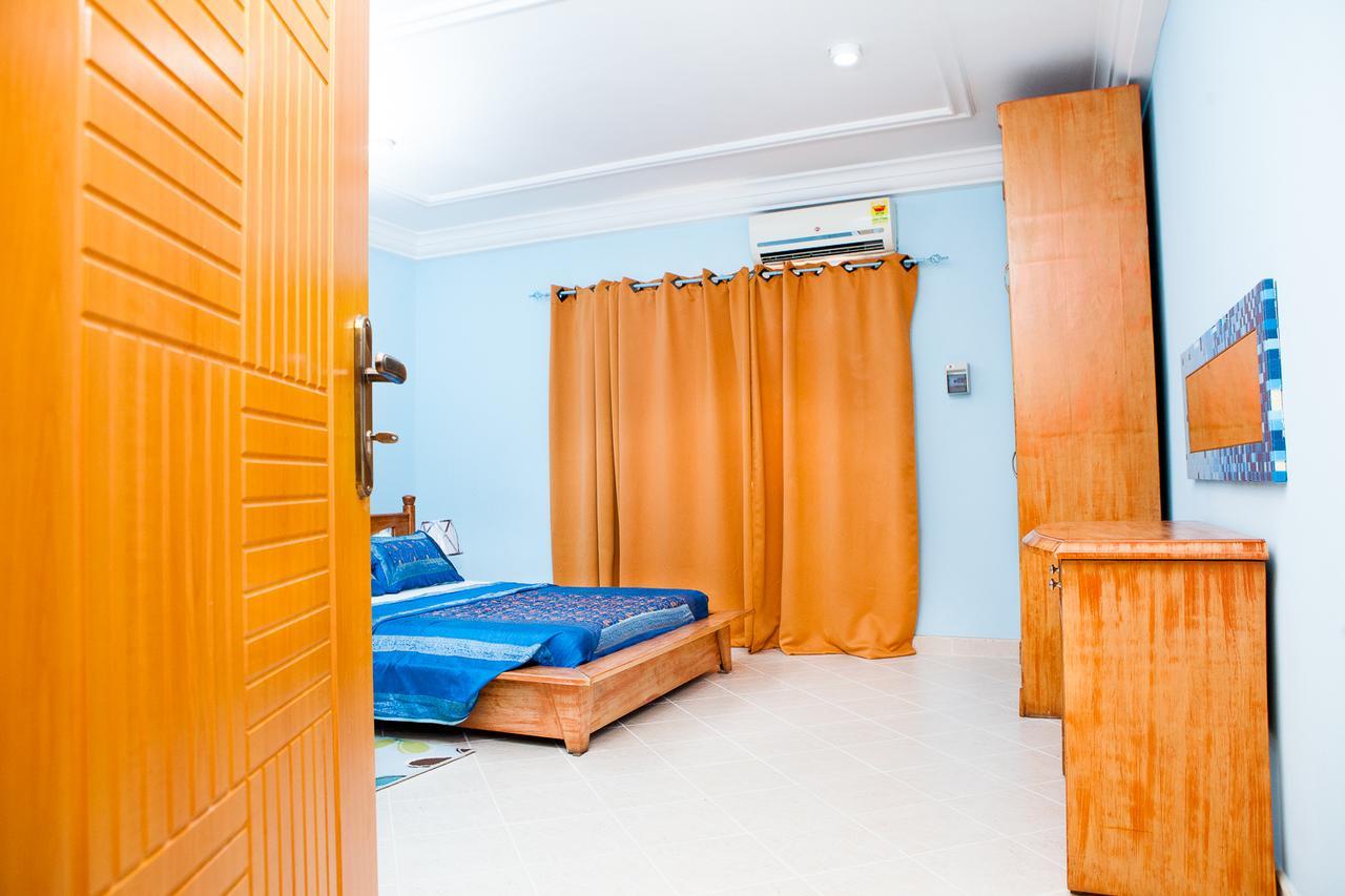 Maxwell Court Apartments Accra Eksteriør billede