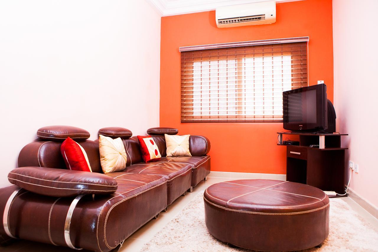 Maxwell Court Apartments Accra Eksteriør billede