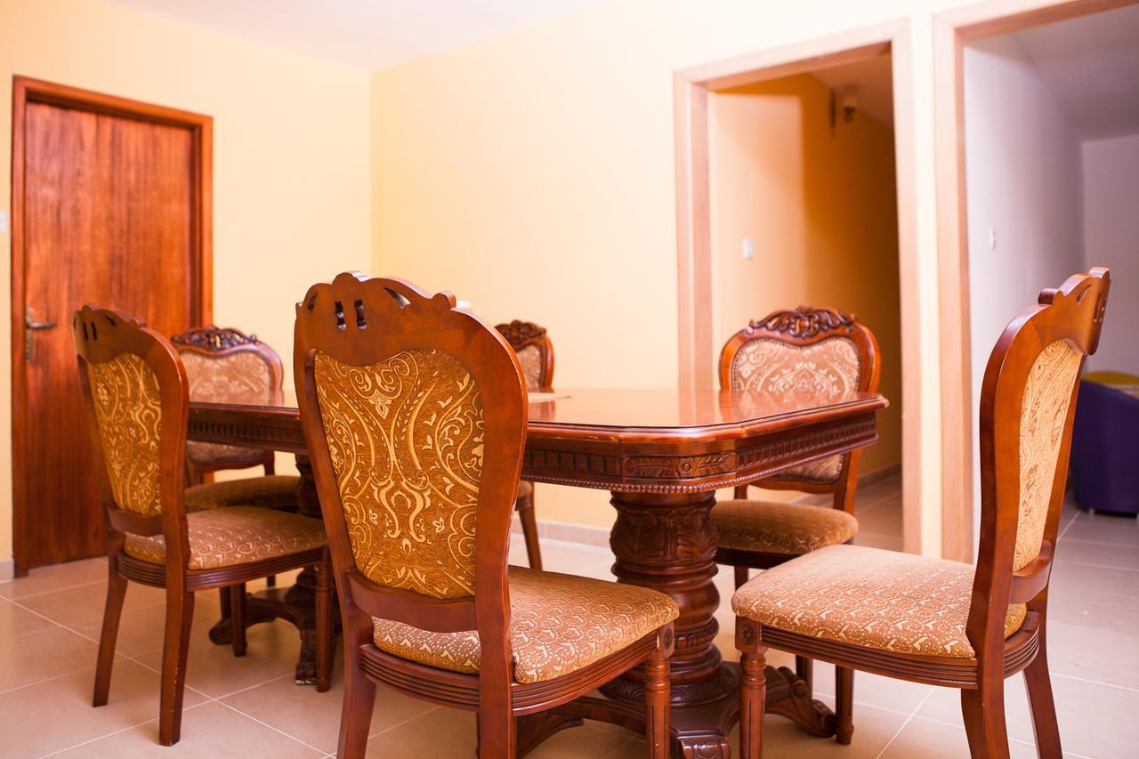 Maxwell Court Apartments Accra Eksteriør billede