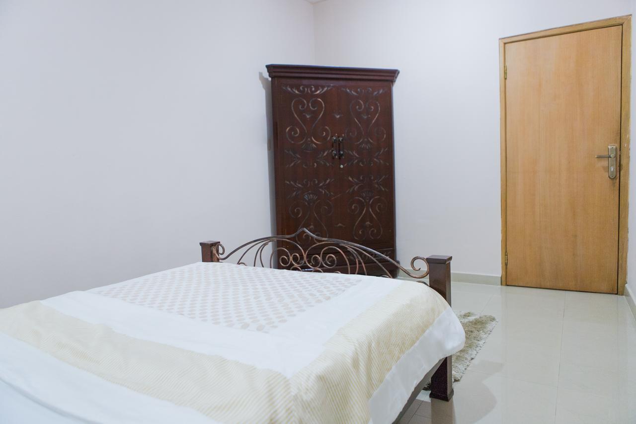 Maxwell Court Apartments Accra Eksteriør billede