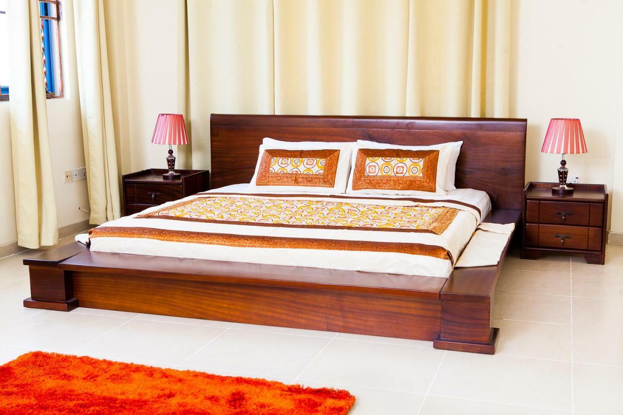 Maxwell Court Apartments Accra Eksteriør billede